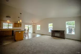 87 Bluejay Dr, Santa Rosa, CA 95409 - Photo 11