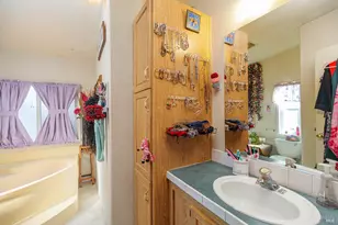 97 Kennedy Ln, Healdsburg, CA 95448 - Photo 11