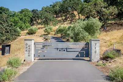 710 Soscol Creek Road, Napa, CA 94558 - Photo 1