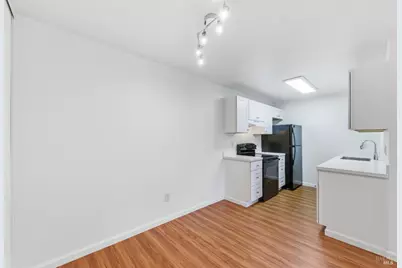 423 Gregory Lane #28, Fairfield, CA 94533 - Photo 7