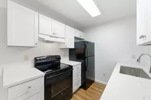 423 Gregory Ln, Fairfield, CA 94533 - Photo 9