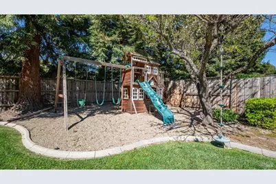 777 Emerald Bay Drive, Fairfield, CA 94534 - Photo 35