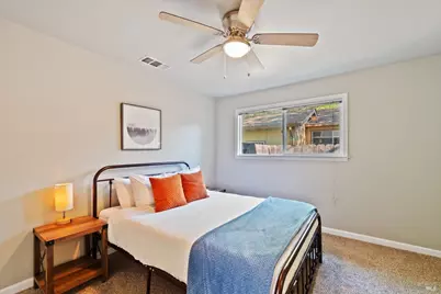 1723 Del Mar Avenue, Redding, CA 96003 - Photo 23