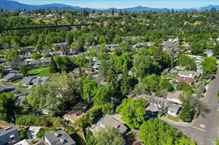 1723 Del Mar Ave, Redding, CA 96003 - Photo 45