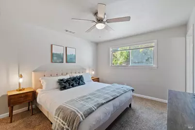 1723 Del Mar Avenue, Redding, CA 96003 - Photo 17