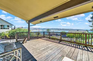 1090 Blueridge Dr, Napa, CA 94558 - Photo 11