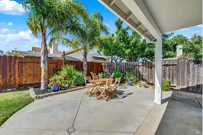 2759 Woodmont Drive, Fairfield, CA 94533 - Photo 5