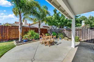 2759 Woodmont Dr, Fairfield, CA 94533 - Photo 5