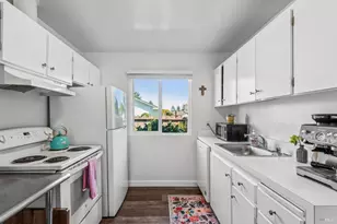 1366 Mission Dr, Sonoma, CA 95476 - Photo 5