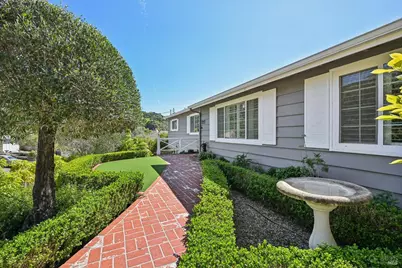 113 Convent Court, San Rafael, CA 94901 - Photo 5