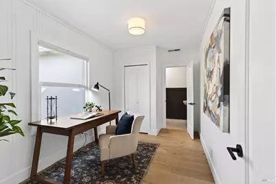 2034 Augustan Avenue, Santa Rosa, CA 95404 - Photo 13