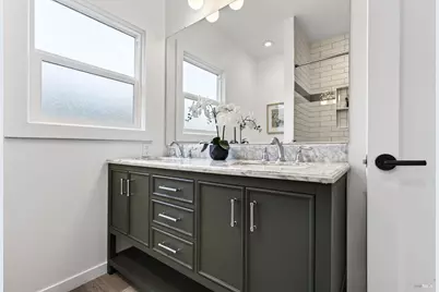 2034 Augustan Avenue, Santa Rosa, CA 95404 - Photo 19