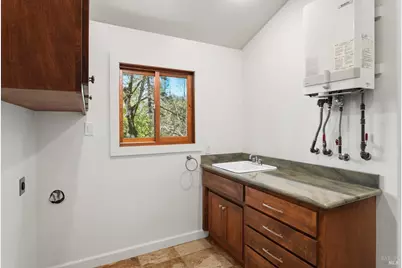 18210 Old Ukiah Pine Road, Potter Valley, CA 95469 - Photo 25