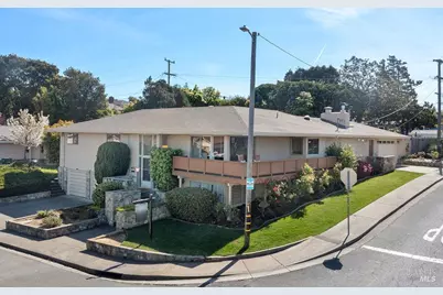 401 Valle Vista Avenue, Vallejo, CA 94590 - Photo 3