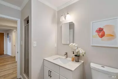 401 Valle Vista Avenue, Vallejo, CA 94590 - Photo 45