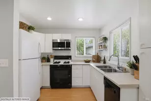 477 N Meadowview Ct, Vacaville, CA 95688 - Photo 35
