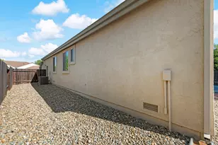 212 Laurelwood Way, Vacaville, CA 95687 - Photo 51