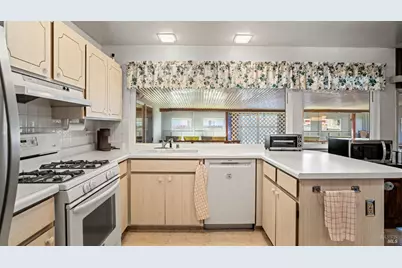 7773 Bonita Avenue, Rohnert Park, CA 94928 - Photo 15