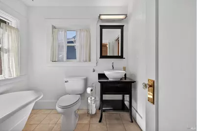 301 Broadway Street, Petaluma, CA 94952 - Photo 25