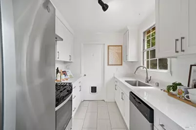 218 Hillcrest Avenue, Benicia, CA 94510 - Photo 13