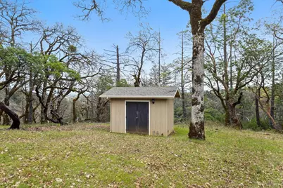 8401 Brandywine Drive, Ukiah, CA 95482 - Photo 29