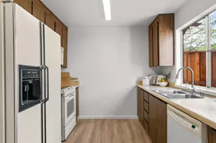 149 Fairoaks Dr, Vacaville, CA 95688 - Photo 15