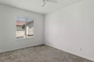 149 Fairoaks Dr, Vacaville, CA 95688 - Photo 21