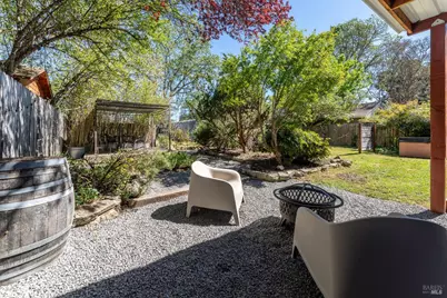 955 N Pine Street, Ukiah, CA 95482 - Photo 27