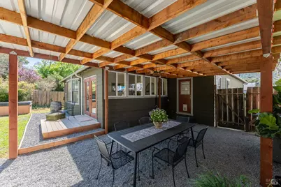 955 N Pine Street, Ukiah, CA 95482 - Photo 25