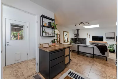 955 N Pine Street, Ukiah, CA 95482 - Photo 9