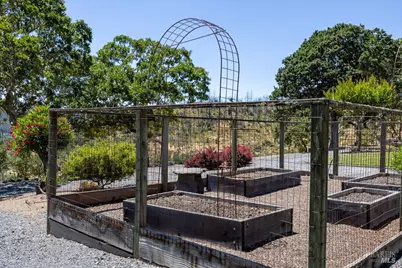 6707 Badger Creek Road, Santa Rosa, CA 95409 - Photo 41