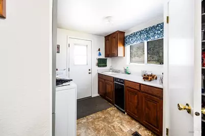 6707 Badger Creek Road, Santa Rosa, CA 95409 - Photo 17