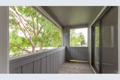 14 Scottsdale Way, Novato, CA 94947 - Photo 17