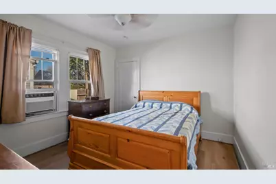 712 E Washington Street, Petaluma, CA 94952 - Photo 23