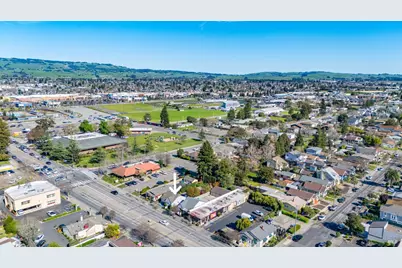 712 E Washington Street, Petaluma, CA 94952 - Photo 33