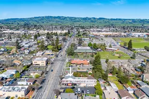 712 E Washington St, Petaluma, CA 94952 - Photo 5