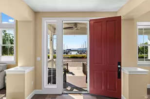 132 Loch Lomond Dr, San Rafael, CA 94901 - Photo 9