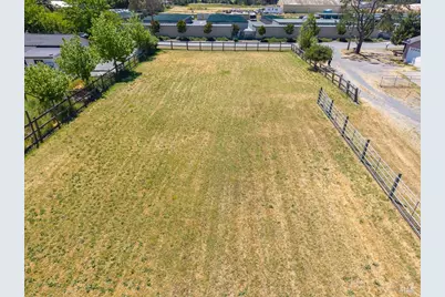 23180 Maffei Road, Sonoma, CA 95476 - Photo 3