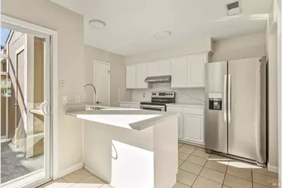 104 Oliva Court #C, Novato, CA 94947 - Photo 3