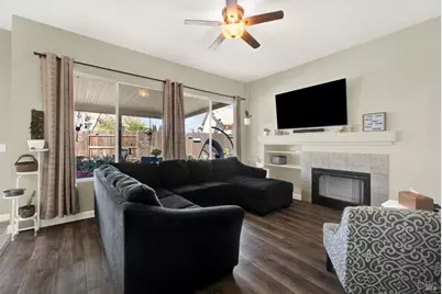 2045 Keel Court, Dixon, CA 95620 - Photo 13