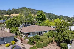 7409 Oakmont Dr, Santa Rosa, CA 95409 - Photo 27