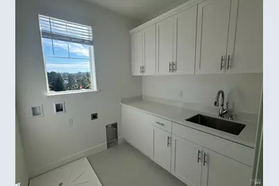 211 Echols Drive, Martinez, CA 94553 - Photo 5