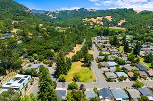 333 Orangewood Dr, Healdsburg, CA 95448 - Photo 37