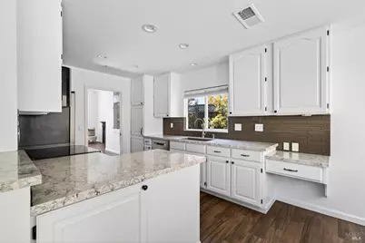 3336 Brittany Circle, Napa, CA 94558 - Photo 11