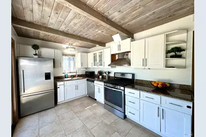1111 Marionola Way, Pinole, CA 94564 - Photo 11