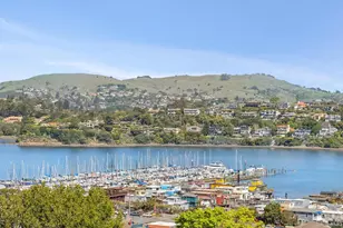 100 Eden Roc Dr, Sausalito, CA 94965 - Photo 37