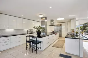 100 Eden Roc Dr, Sausalito, CA 94965 - Photo 15