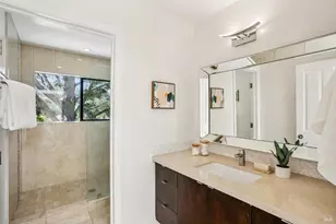 100 Eden Roc Dr, Sausalito, CA 94965 - Photo 23