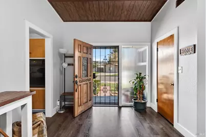 635 S Minahen Street, Napa, CA 94559 - Photo 13