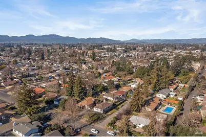 750 Pueblo Avenue, Napa, CA 94558 - Photo 31